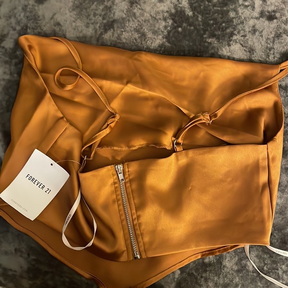 Spaghetti strap top - Picture 4 of 4